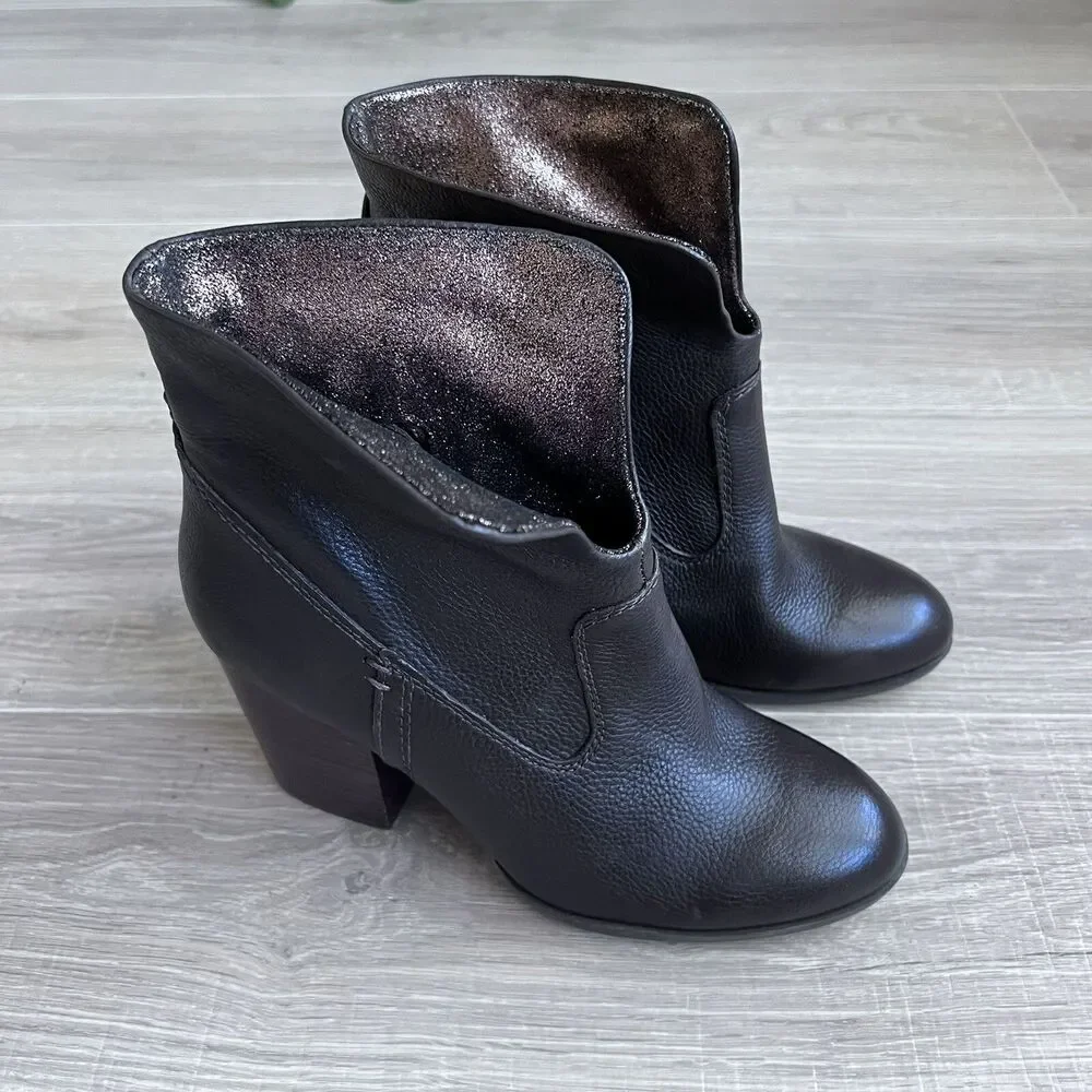 Lucca Lane Kat 7.5 Bootie Brown Metallic Fold Over Ankle Boots $129 Stacked Heel